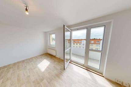 Wohnung Chemnitz Hilbersdorf - 2 Zimmer, 49 m&sup2;, 300&euro; | Angebot:26793974