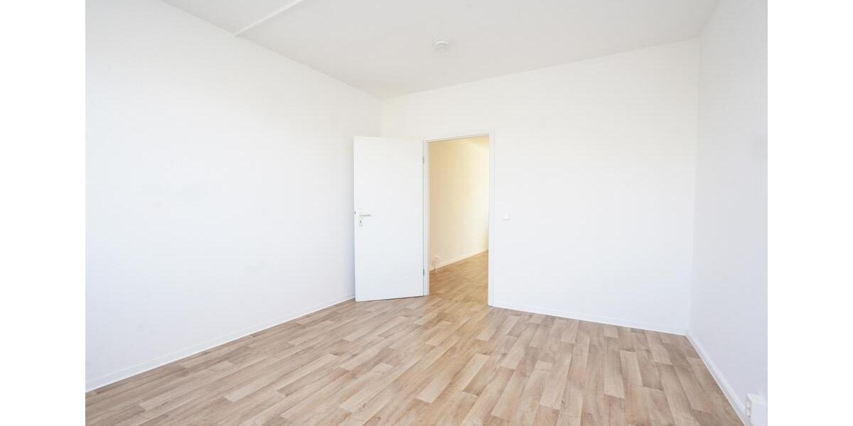Erdgeschoßwohnung Chemnitz Adelsberg - 2 Zimmer, 71 m&sup2;, 484&euro; | Angebot:26442347