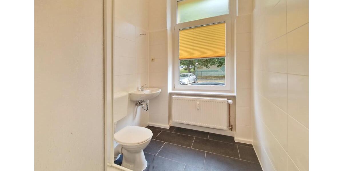 Erdgeschoßwohnung Chemnitz Kapellenberg - 3 Zimmer, 82 m&sup2;, 450&euro; | Angebot:23250792