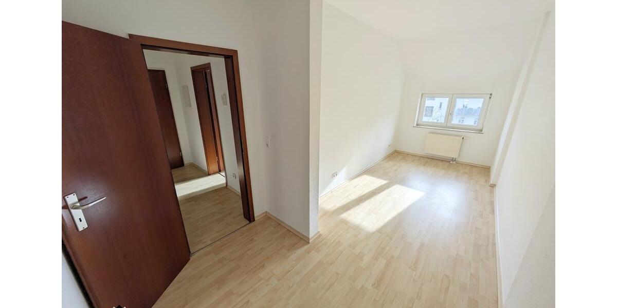 Dachgeschoßwohnung Chemnitz Hilbersdorf - 3 Zimmer, 61 m&sup2;, 305&euro; | Angebot:26321888