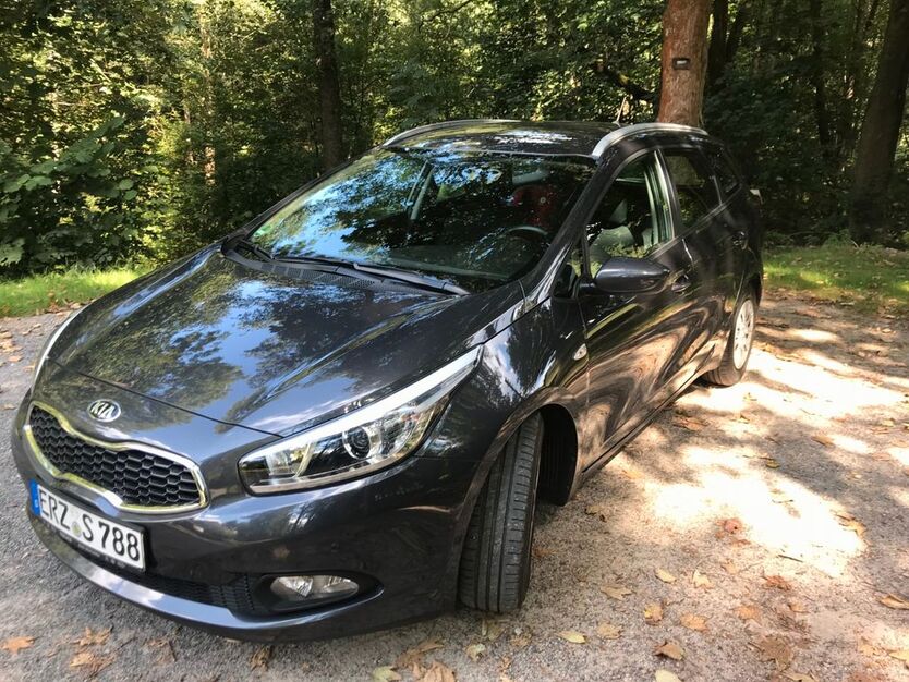 Kia ceed Sportswagon 112.150 km 5.900 € Lößnitz 08294