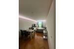 Moderne 3-Zimmer mit Balkon, Parkett, Fubo., Wanne und EBK mgl. in guter Lage!