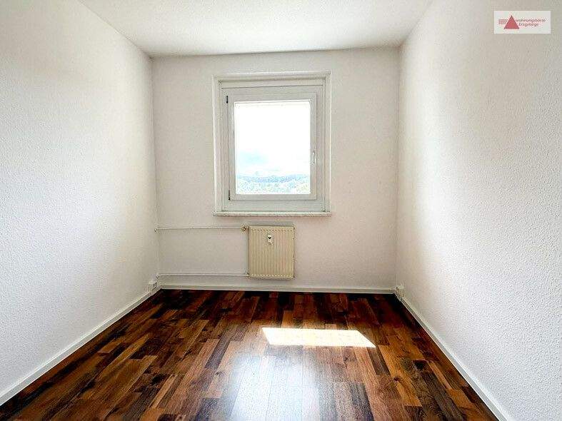Etagenwohnung Geyer - 3 Zimmer, 54 m&sup2;, 265&euro; | Angebot:25836560