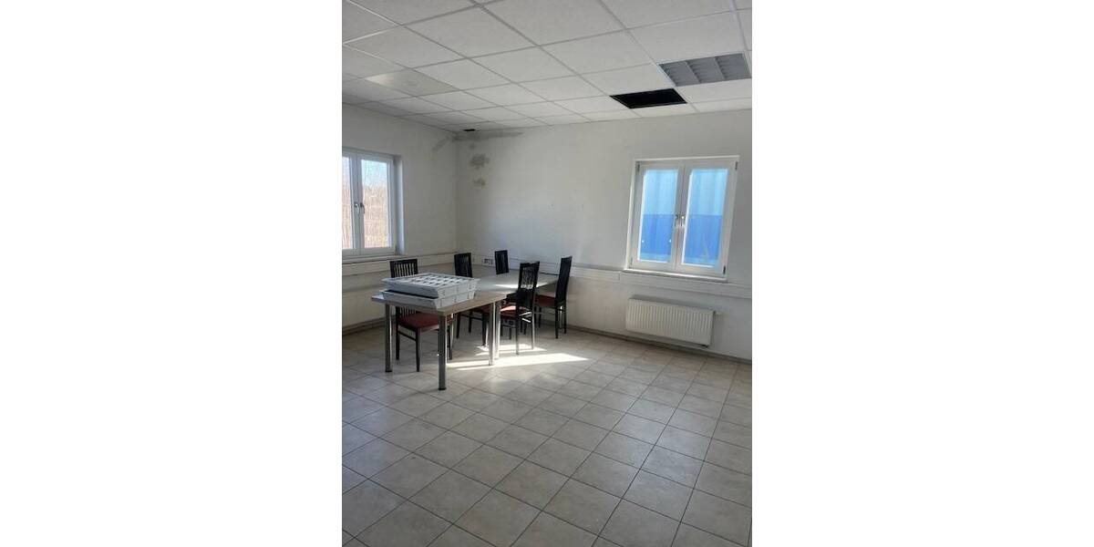 Produktionsfläche am Autobahnanschluss Chemnitz Ost kaufen zimmer