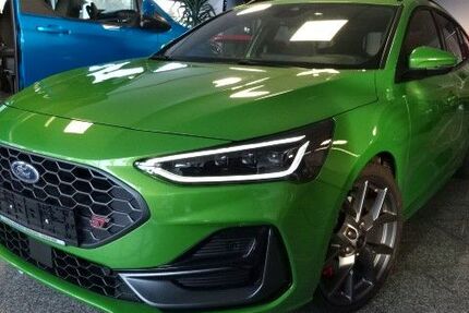 Ford Focus 24.146 km 31.892 &euro; Oberlungwitz 09353