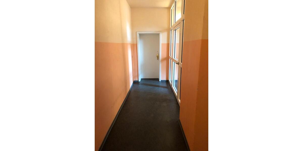 Dachgeschoßwohnung Chemnitz Altendorf - 1.5 Zimmer, 34 m&sup2;, 250&euro; | Angebot:26613591