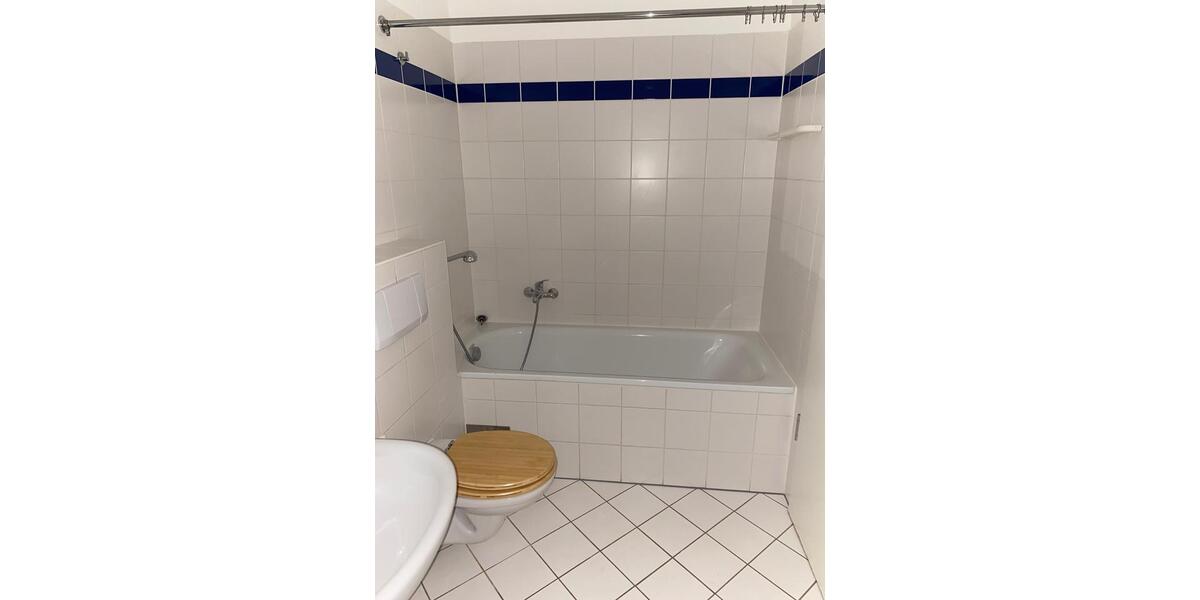 Dachgeschoßwohnung Chemnitz Euba - 2 Zimmer, 49 m&sup2;, 300&euro; | Angebot:26645171