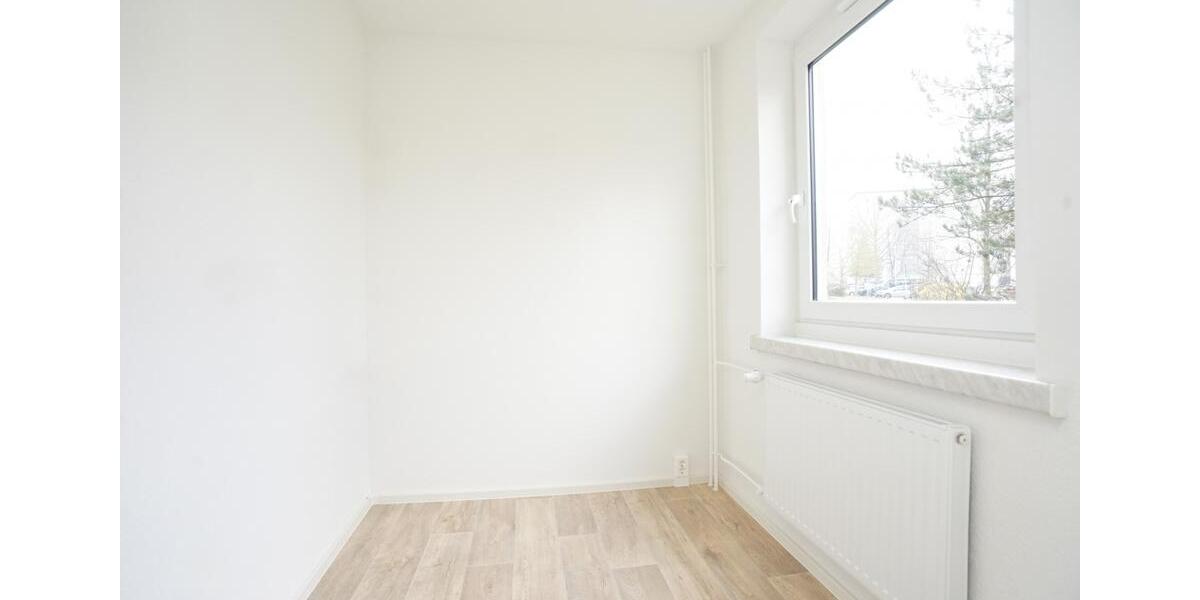 Erdgeschoßwohnung Chemnitz Adelsberg - 3 Zimmer, 92 m&sup2;, 571&euro; | Angebot:26295080