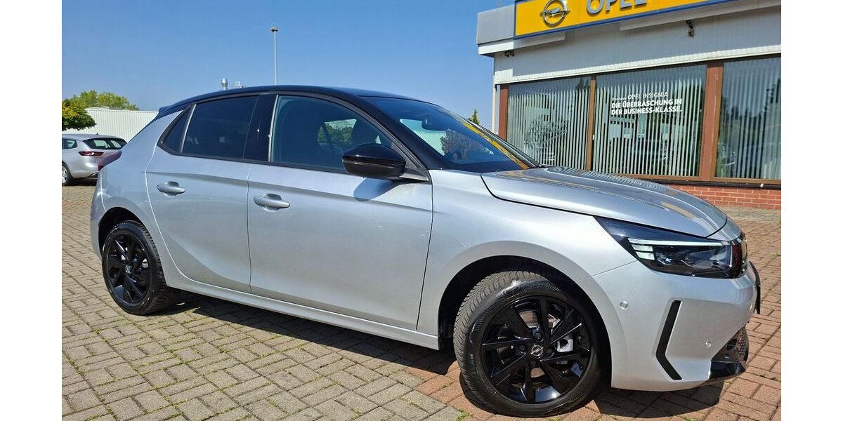 Opel Corsa 8.950 km 17.990 &euro; Altmittweida 09648