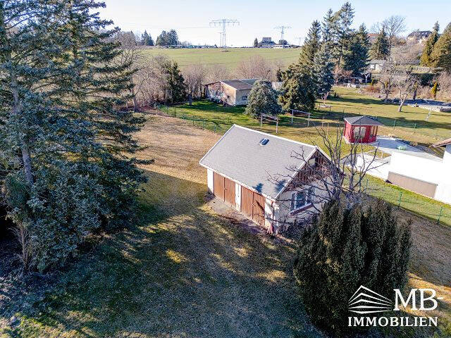 Großes Baugrundstück in attraktiver unverbauter Lage zimmer