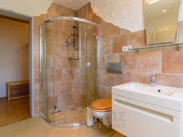 Etagenwohnung Chemnitz Altendorf - 2 Zimmer, 81 m&sup2;, 125.000&euro; | Angebot:25746536