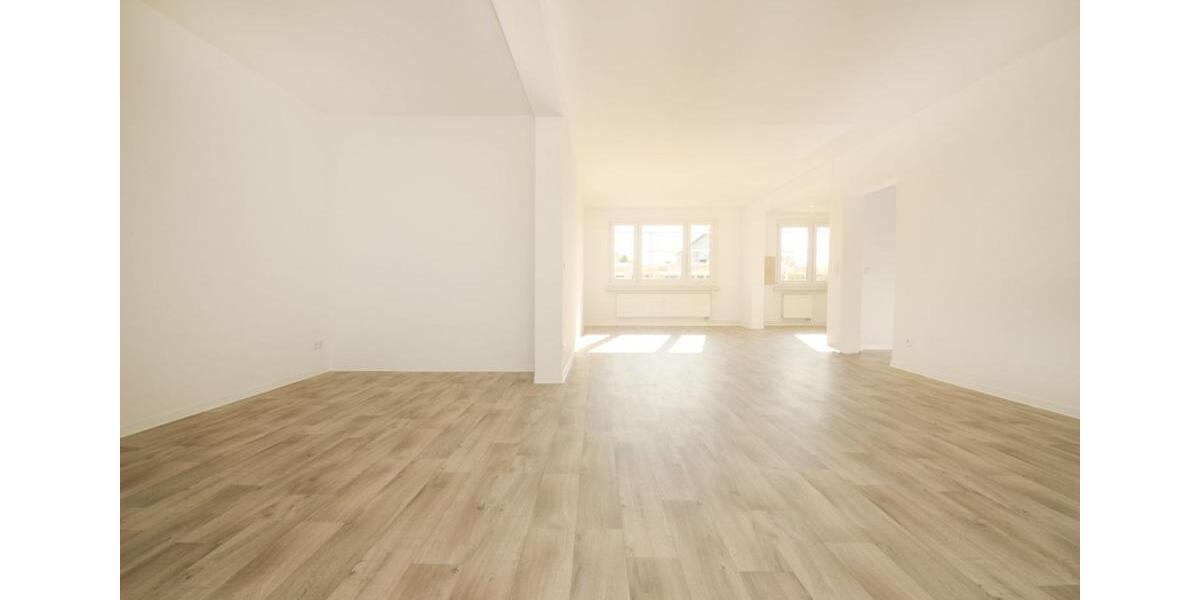 Etagenwohnung Chemnitz Adelsberg - 4 Zimmer, 120 m&sup2;, 804&euro; | Angebot:26096789