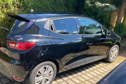 Renault Clio 153.000 km 5.400 &euro; Chemnitz 09113