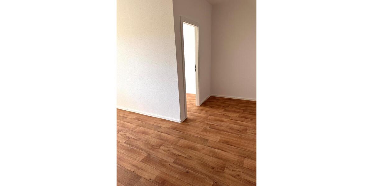 Etagenwohnung Chemnitz Markersdorf - 3 Zimmer, 56 m&sup2;, 307&euro; | Angebot:26339282