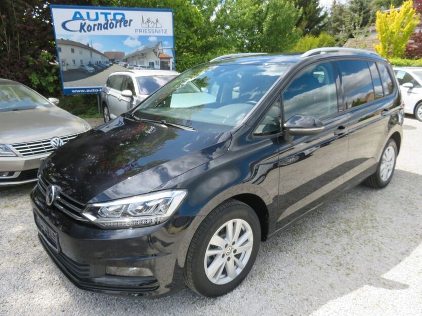 VW Touran 70.500 km 26.950 € Prießnitz 04654