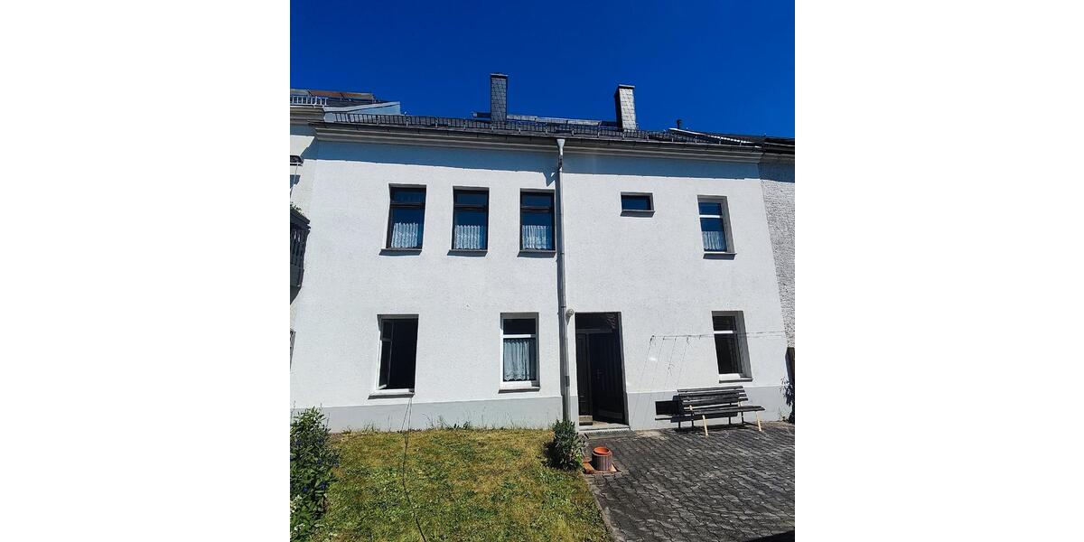 Reihenhaus Hartha - 9 Zimmer, 140 m&sup2;, 99.000&euro; | Angebot:26858167