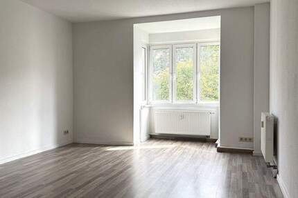 Wohnung Chemnitz Sonnenberg - 2 Zimmer, 56 m&sup2;, 330&euro; | Angebot:25567042