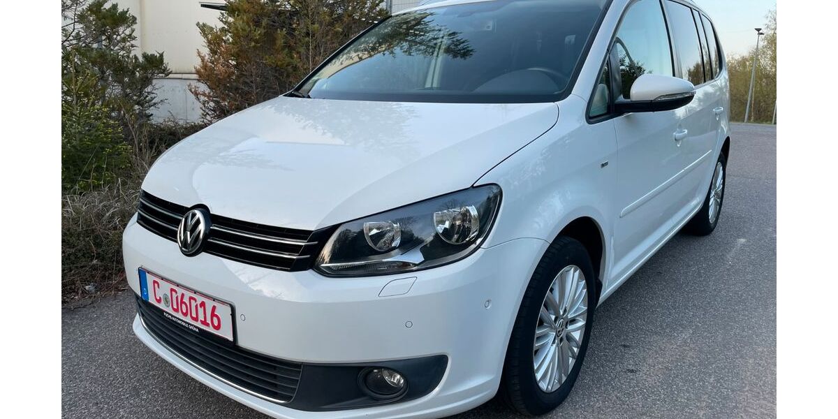 VW Touran 150.000 km 11.990 &euro; Chemnitz OT Grüna 09224