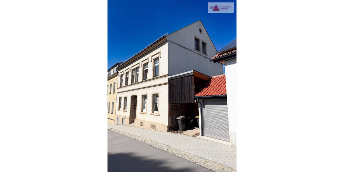 Reihenmittelhaus Zschopau - 9 Zimmer, 210 m&sup2;, 69.000&euro; | Angebot:25688210