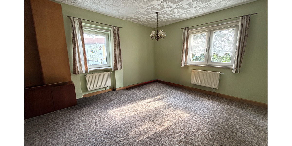 Doppelhaushälfte Oederan - 8 Zimmer, 170 m&sup2;, 199.000&euro; | Angebot:25701689