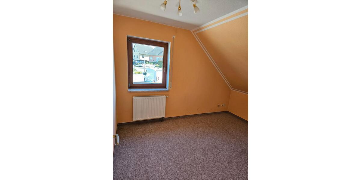 Einfamilienhaus Mülsen - 3 Zimmer, 103 m&sup2;, 1.000&euro; | Angebot:26665535
