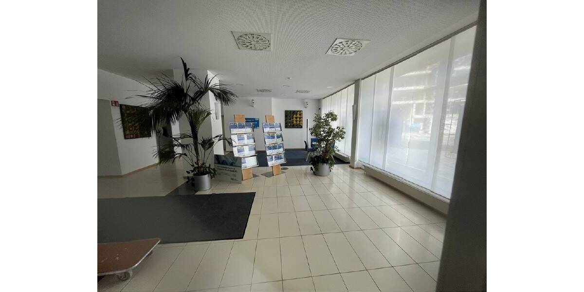 Gewerbeobjekt Chemnitz Adelsberg - 8 Zimmer, 2 m&sup2;, 18.445&euro; | Angebot:25682499