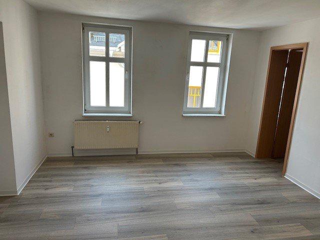 Etagenwohnung Oelsnitz (Erzgebirge) - 2 Zimmer, 42 m&sup2;, 219&euro; | Angebot:26235566