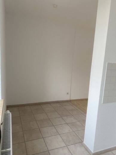 Etagenwohnung Chemnitz Lutherviertel - 2 Zimmer, 49 m&sup2;, 295&euro; | Angebot:25696240