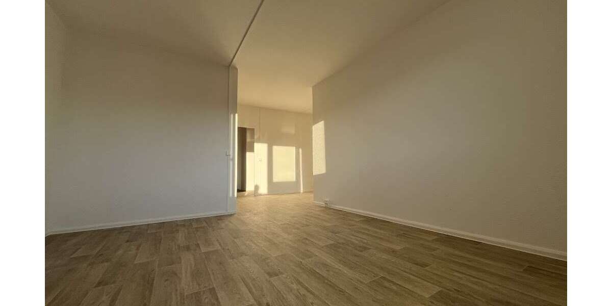 Wohnung zum Mieten in Chemnitz 360 € 68.89 m² 4 zimmer