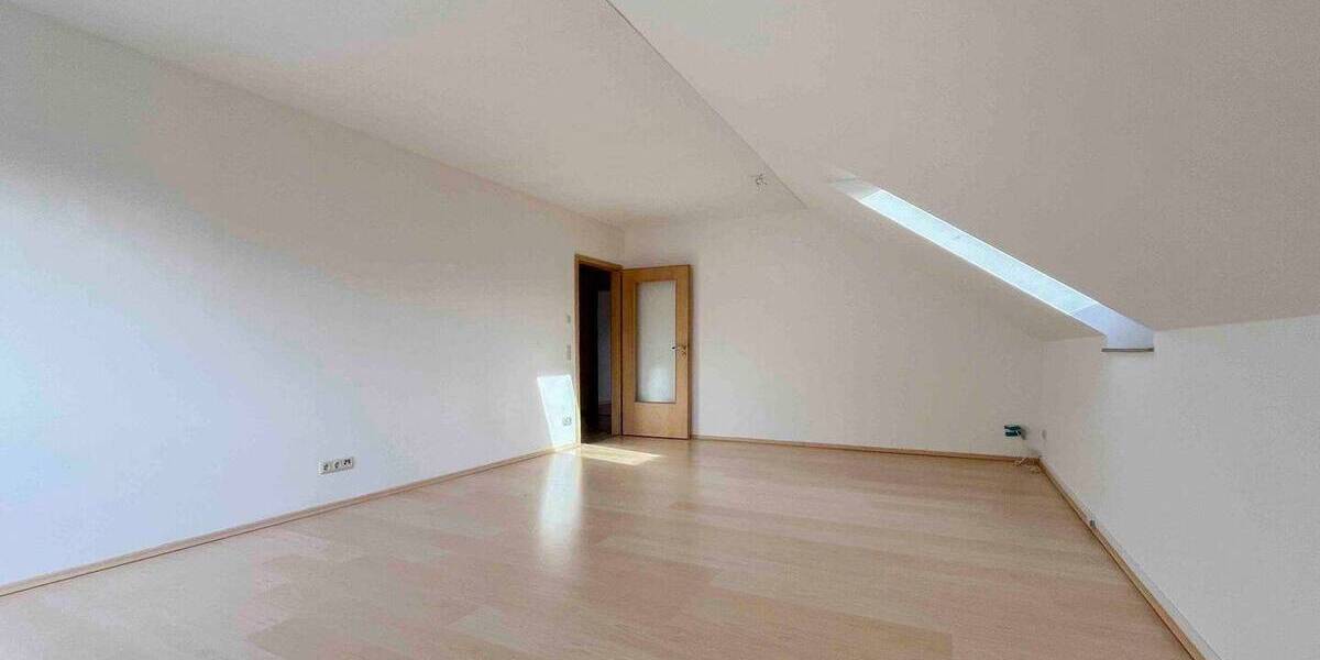 Einfamilienhaus Chemnitz Rabenstein - 7 Zimmer, 198 m&sup2;, 399.000&euro; | Angebot:26359428