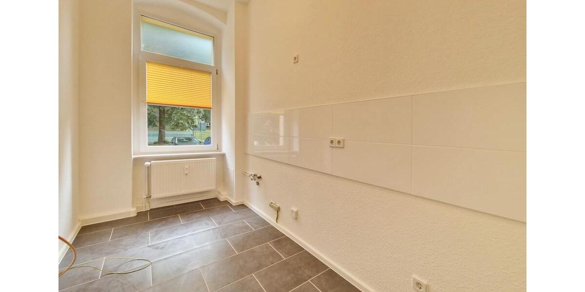 Erdgeschoßwohnung Chemnitz Kapellenberg - 3 Zimmer, 82 m&sup2;, 450&euro; | Angebot:23250792