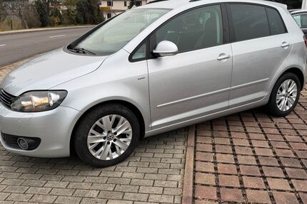 VW Golf 93.688 km 9.800 € Nobitz 04603