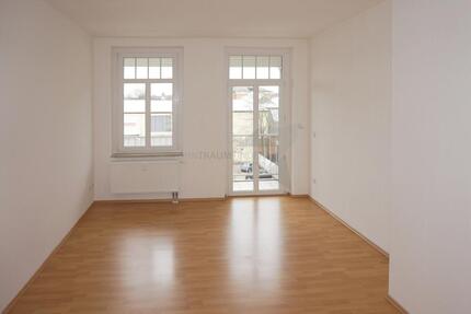 3-Raum-Wohnung mit Tageslichtbad und 2 Balkonen auf dem Chemnitzer Kaßberg 3 zimmer