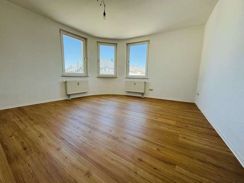 Wohnung zum Mieten in Chemnitz 305 € 60.9 m²