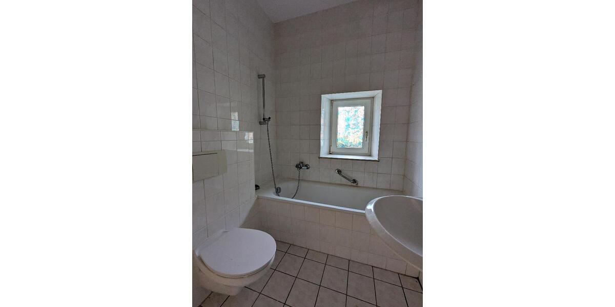 Erdgeschoßwohnung Chemnitz Altendorf - 1 Zimmer, 54 m&sup2;, 310&euro; | Angebot:25447492