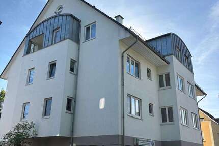 Wohnung zum Kaufen in Reinsdorf 85.000 € 64 m² 4 zimmer