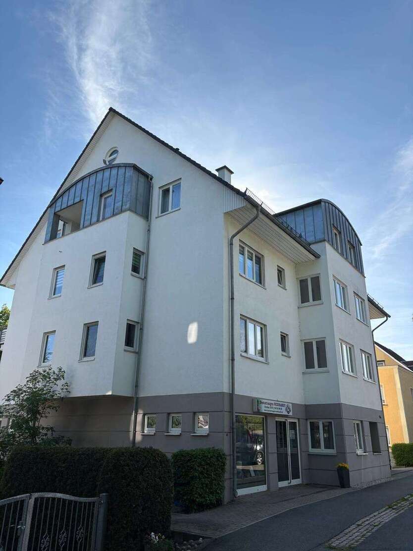 Wohnung zum Kaufen in Reinsdorf 85.000 € 64 m² 4 zimmer