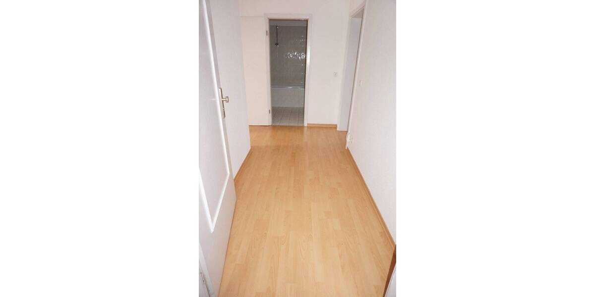 Wohnen im DG city-nah Laminat Balkon am Schlafzi. 2 zimmer