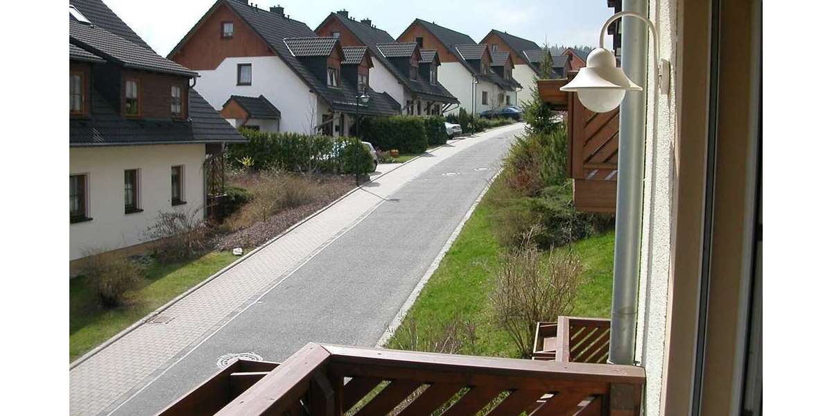 Etagenwohnung Gornsdorf - 3 Zimmer, 65 m&sup2;, 66.900&euro; | Angebot:23273925