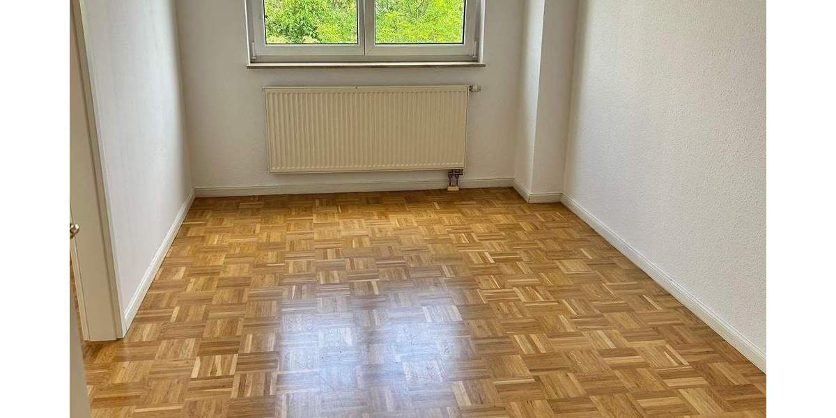 Etagenwohnung Augustusburg - 5 Zimmer, 137 m&sup2;, 825&euro; | Angebot:23883269