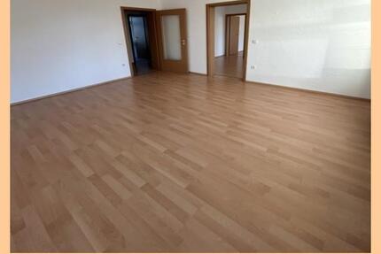 3,5-Raum Wohnung im 2. OG - günstig gelegen! Garten! AB 01.02.2026 4 zimmer