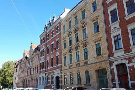 ETW- Paket vermietet in Zwickau`s Nordtvorstadt 9 zimmer