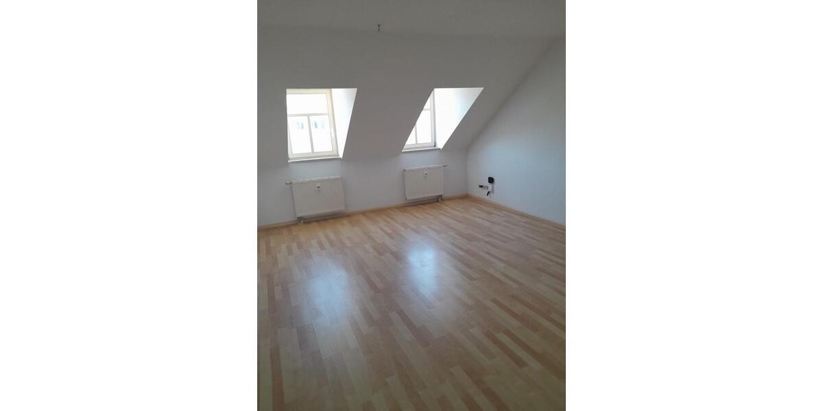 Dachgeschoßwohnung Chemnitz Hilbersdorf - 3 Zimmer, 70 m&sup2;, 370&euro; | Angebot:26143792