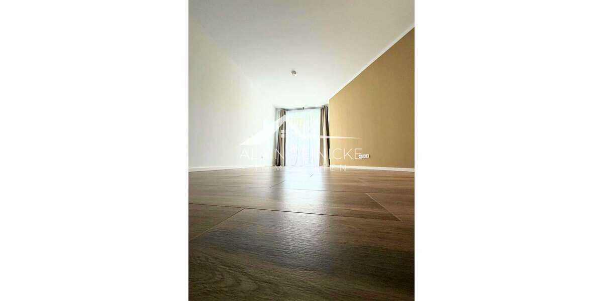 ruhig Wohnen mit Terrasse, 2 Balkone & TG-Stellplatz - Maisonettenwohnung Chemnitz | Angebot:25932234