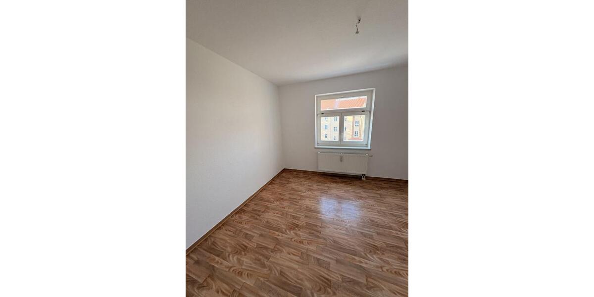 Etagenwohnung Chemnitz Adelsberg - 2 Zimmer, 51 m&sup2;, 334&euro; | Angebot:26453304