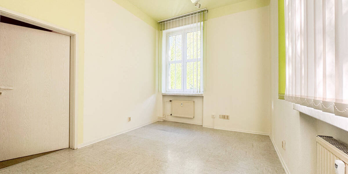 Gewerbeobjekt Zschopau - 5 Zimmer, 111 m&sup2;, 750&euro; | Angebot:25688184