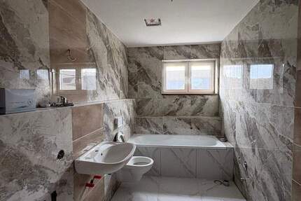 Wohnung Flöha Plaue - 4 Zimmer, 127 m&sup2;, 700&euro; | Angebot:25319501