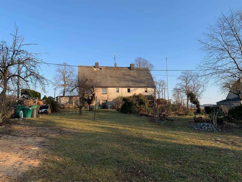 Haus zum Kaufen in Brand-Erbisdorf 80.000 € 200 m²