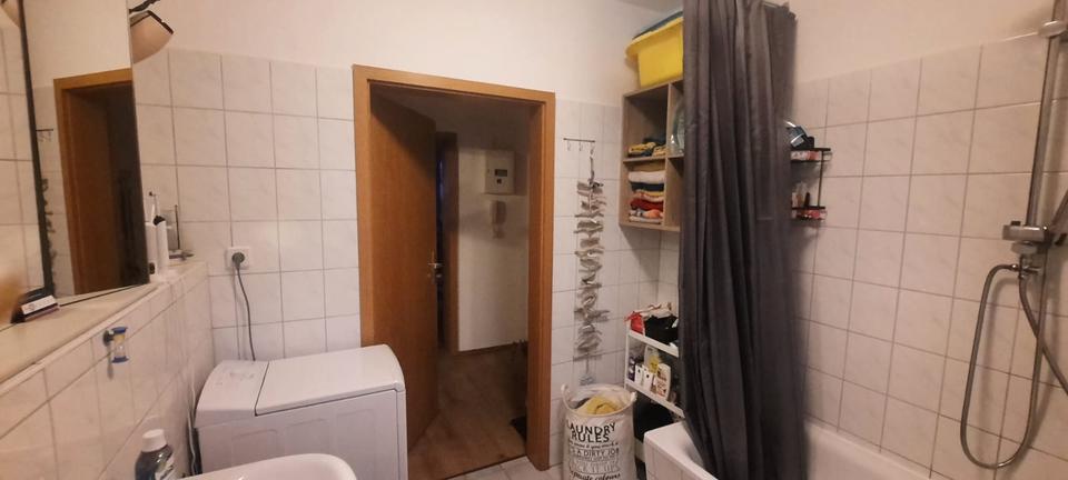 Achtung neue aktuelle Bilder! Einbauküche! Wohnung in Zschopau! 3 zimmer