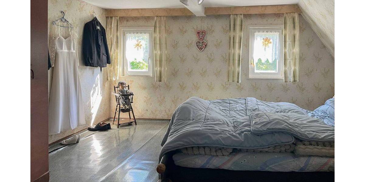Einfamilienhaus Chemnitz Reichenbrand - 6 Zimmer, 130 m&sup2;, 145.000&euro; | Angebot:26797988